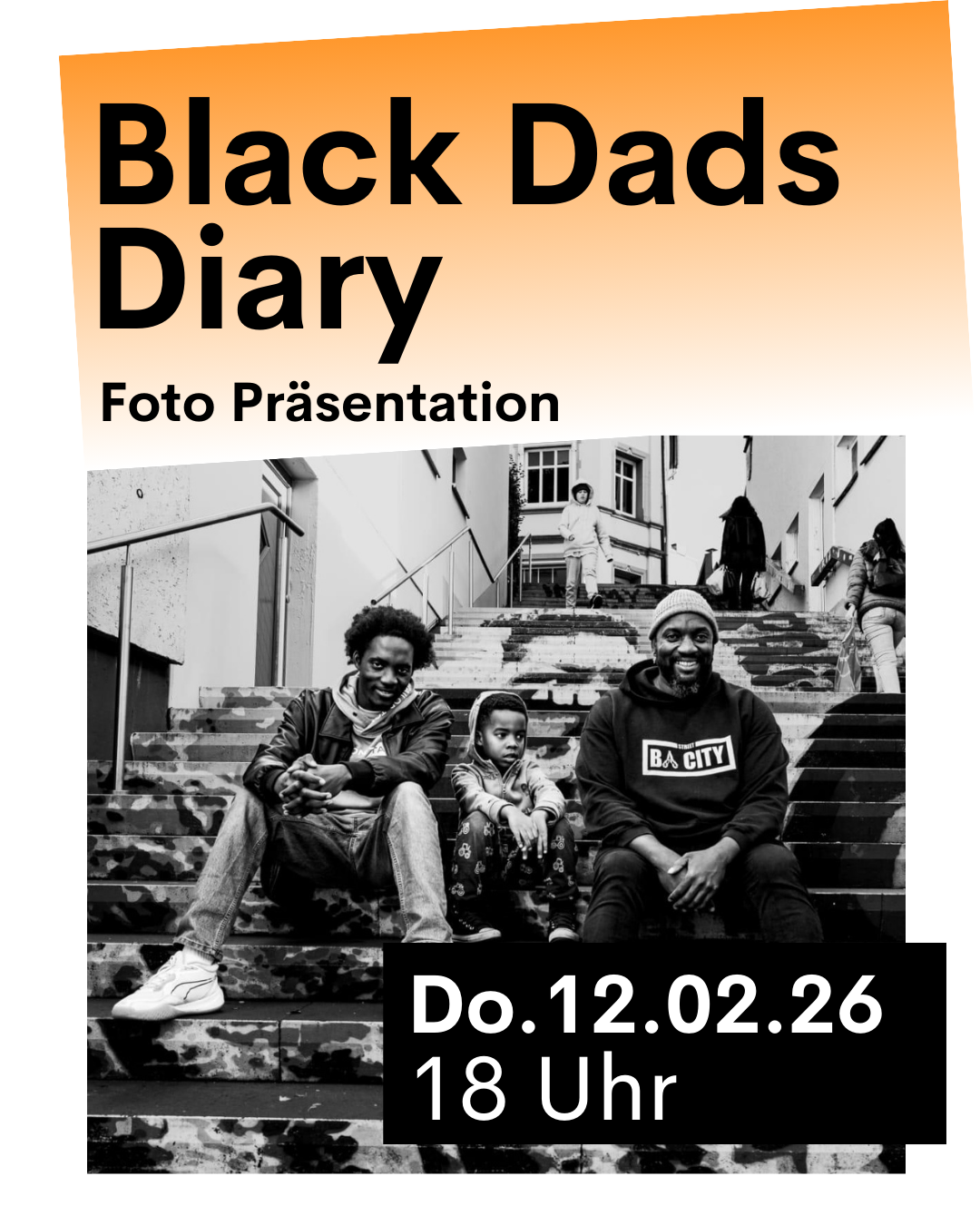 Flyer: oben schwarze Schrift auf orange 